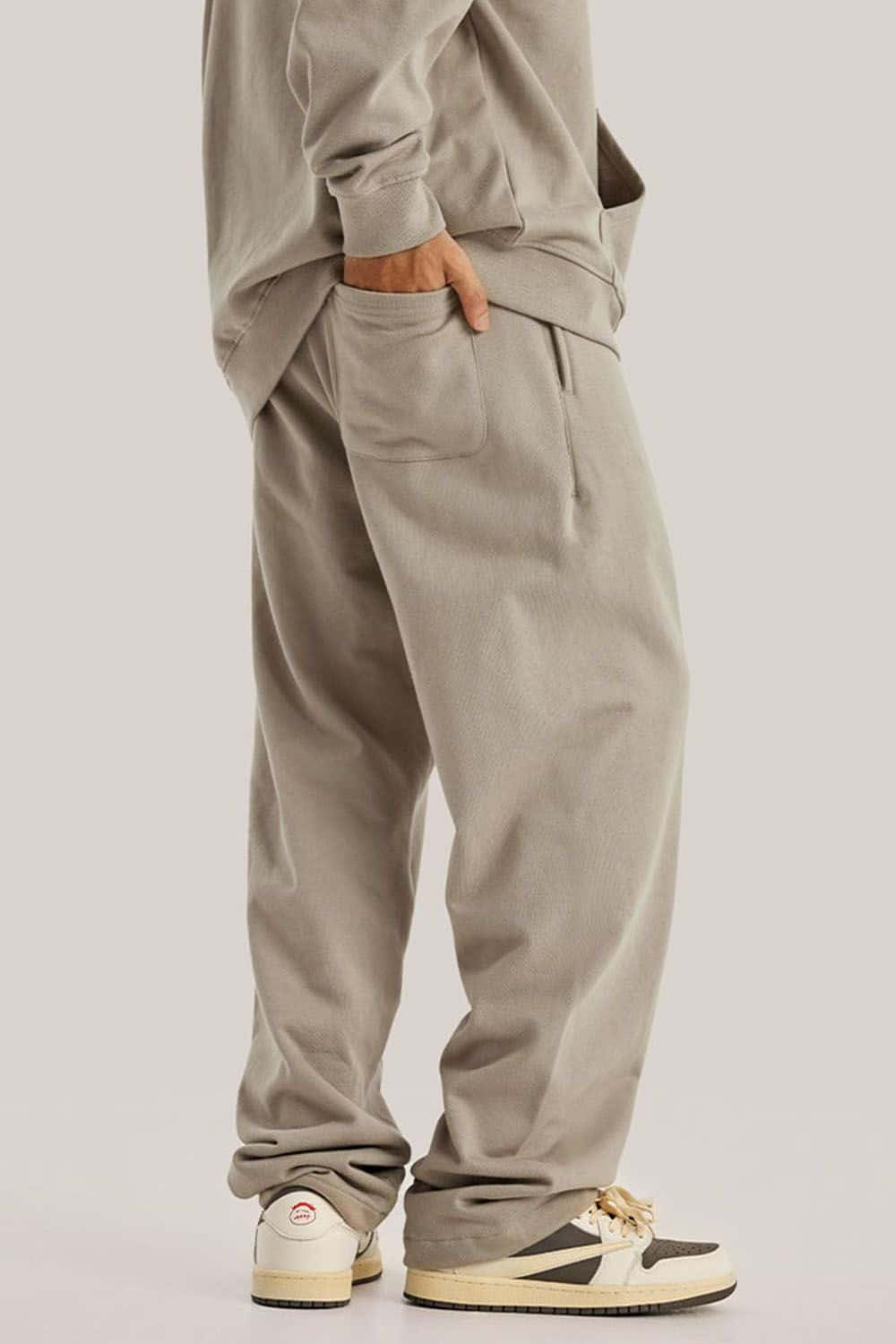 Heavyweight Loose-Fit Athletic Sweatpants in Pure White