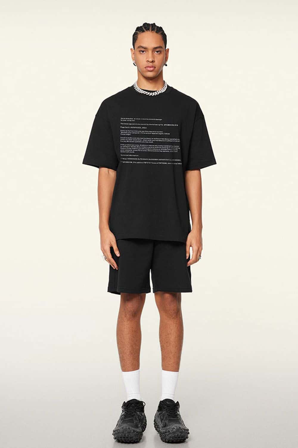 Cool-Touch Quick-Drying Graphic T-Shirt in Metallic Black - front product view