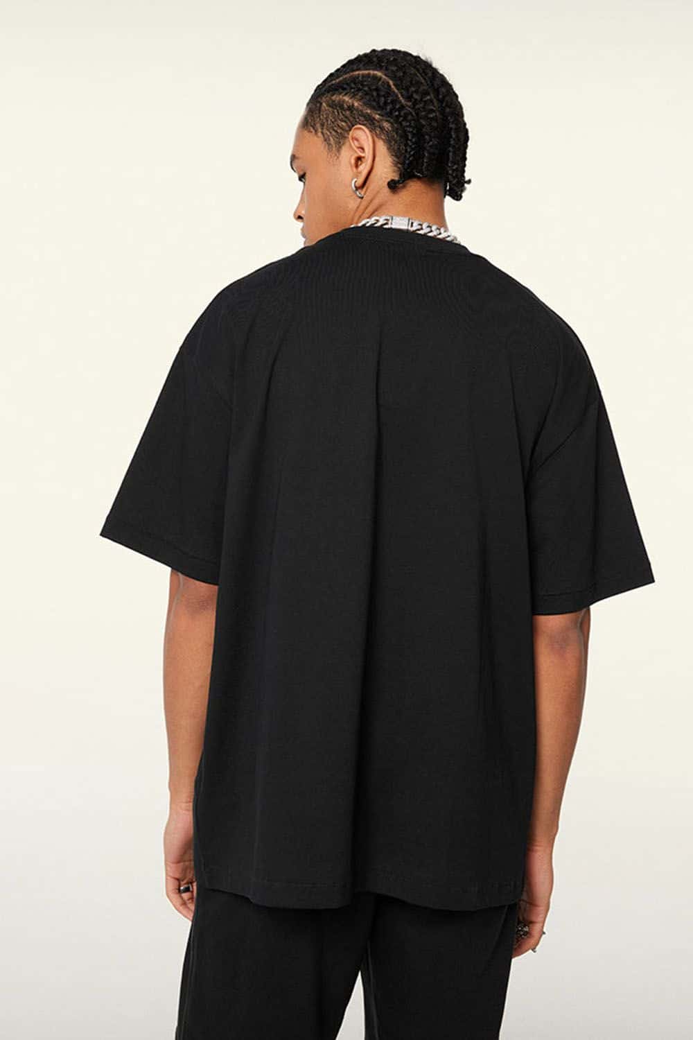 Cool-Touch Quick-Drying Graphic T-Shirt in Metallic Black - back product view