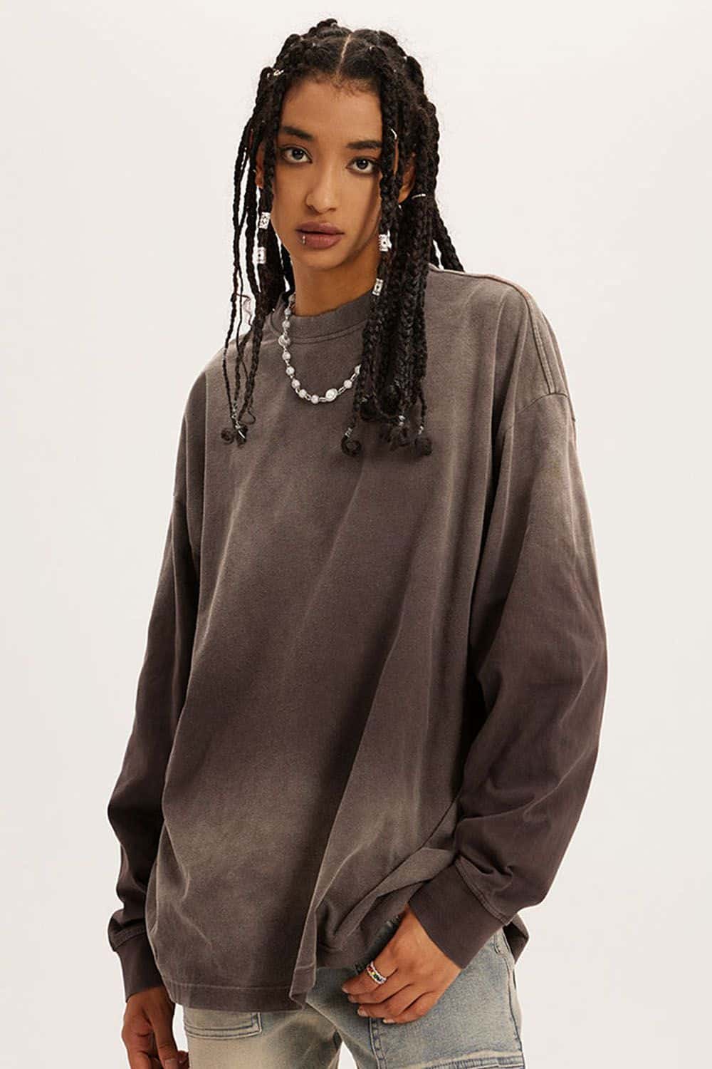 Washed Drop-Shoulder Long-Sleeve Cotton T-Shirt in Coffee - front modeled view