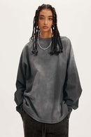 Washed Drop-Shoulder Long-Sleeve Cotton T-Shirt in Gray - front modeled close-up
