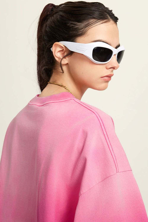 Washed Drop-Shoulder Long-Sleeve Cotton T-Shirt in Rose Red - product detail close-up