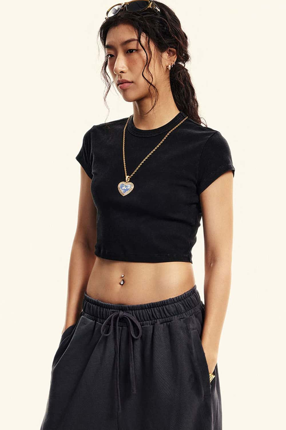 Women's Black Washed Cropped Short Sleeve T-Shirt