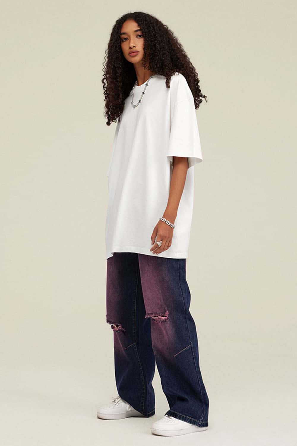 Heavyweight Vintage-Wash Cotton Relaxed-Fit T-Shirt in Ivory White - back modeled view