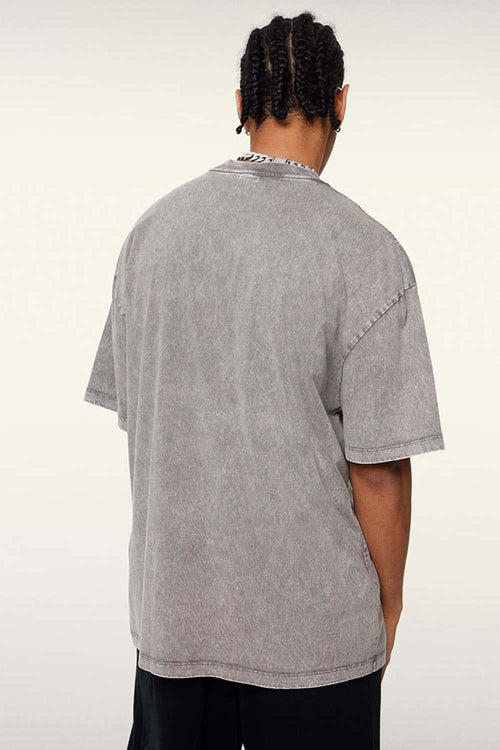 Heavyweight Vintage-Wash Cotton Relaxed-Fit T-Shirt in Medium Gray - front modeled view