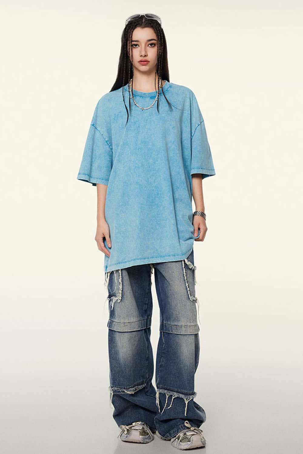 Heavyweight Vintage-Wash Cotton Relaxed-Fit T-Shirt in Sky Blue - full-length front modeled view