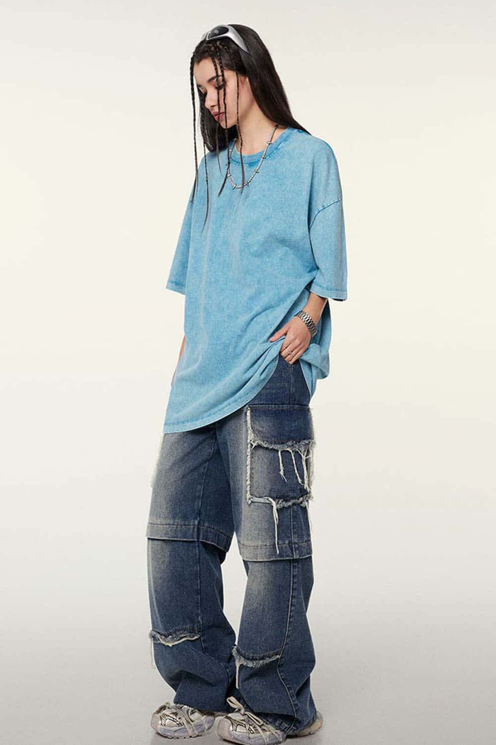 Heavyweight Vintage-Wash Cotton Relaxed-Fit T-Shirt in Sky Blue - full-length front modeled view