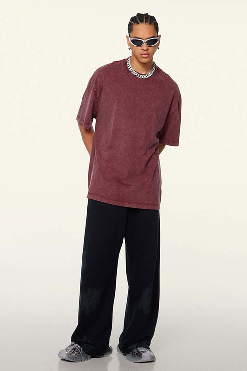Heavyweight Vintage-Wash Cotton Relaxed-Fit T-Shirt in Vintage Red - full-length front modeled view