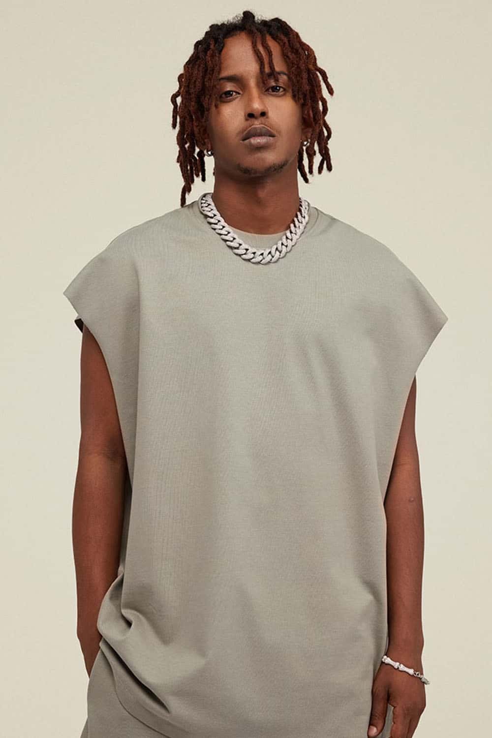 Heavyweight Relaxed Wide-Shoulder Cotton Sleeveless Top in Gray Camel - front product view
