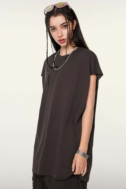 Heavyweight Relaxed Wide-Shoulder Cotton Sleeveless Top in Plum Purple - side product view