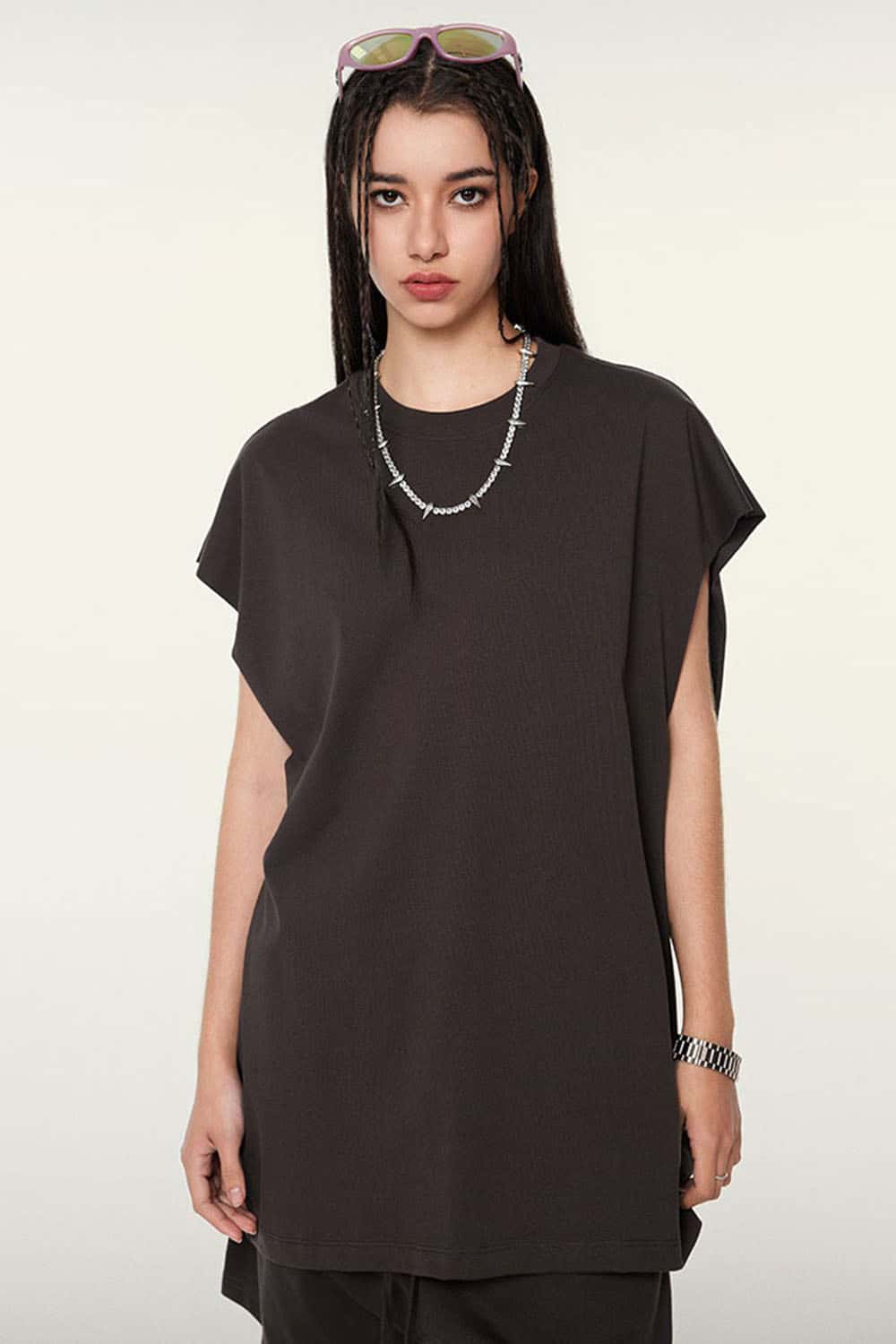 Heavyweight Relaxed Wide-Shoulder Cotton Sleeveless Top in Plum Purple - front product view