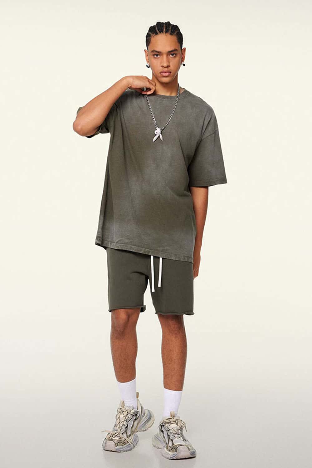 Washed Gradient Cotton Relaxed Drop-Shoulder T-Shirt in Coffee - full-length front modeled view