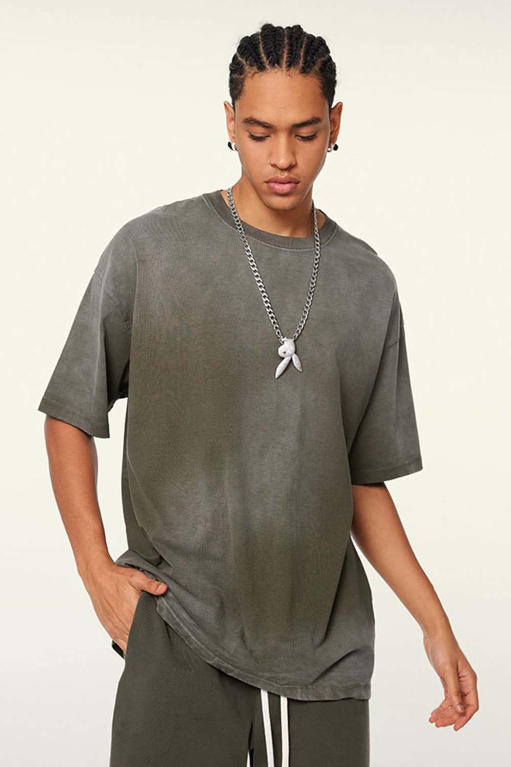 Washed Gradient Cotton Relaxed Drop-Shoulder T-Shirt in Coffee - front modeled view