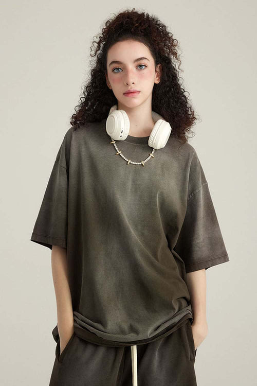 Washed Gradient Cotton Relaxed Drop-Shoulder T-Shirt in Coffee - front modeled view
