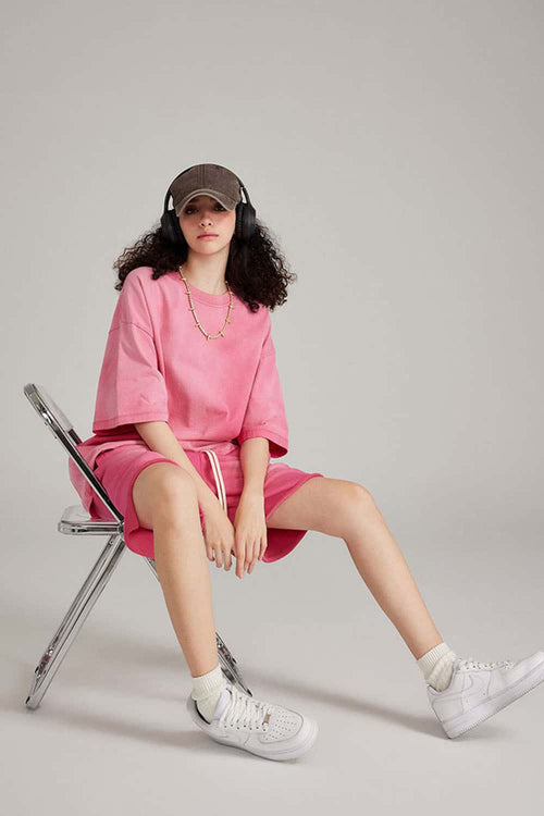 Washed Gradient Cotton Relaxed Drop-Shoulder T-Shirt in Rose Red - side modeled view