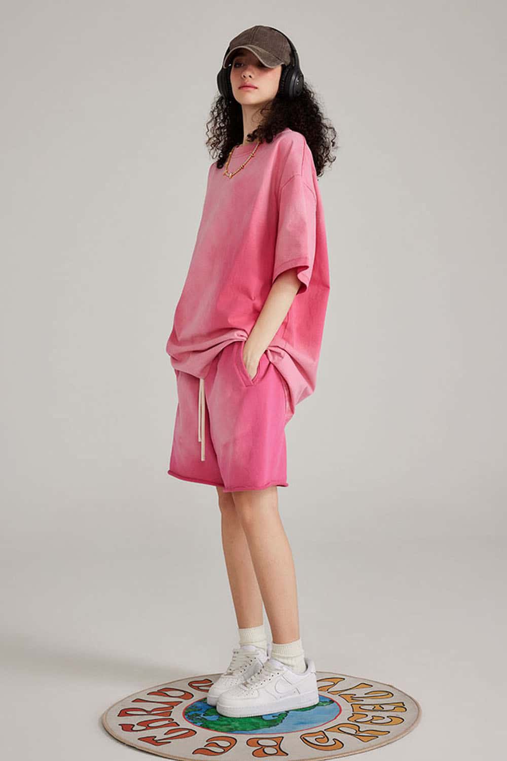 Washed Gradient Cotton Relaxed Drop-Shoulder T-Shirt in Rose Red - full-length front modeled view