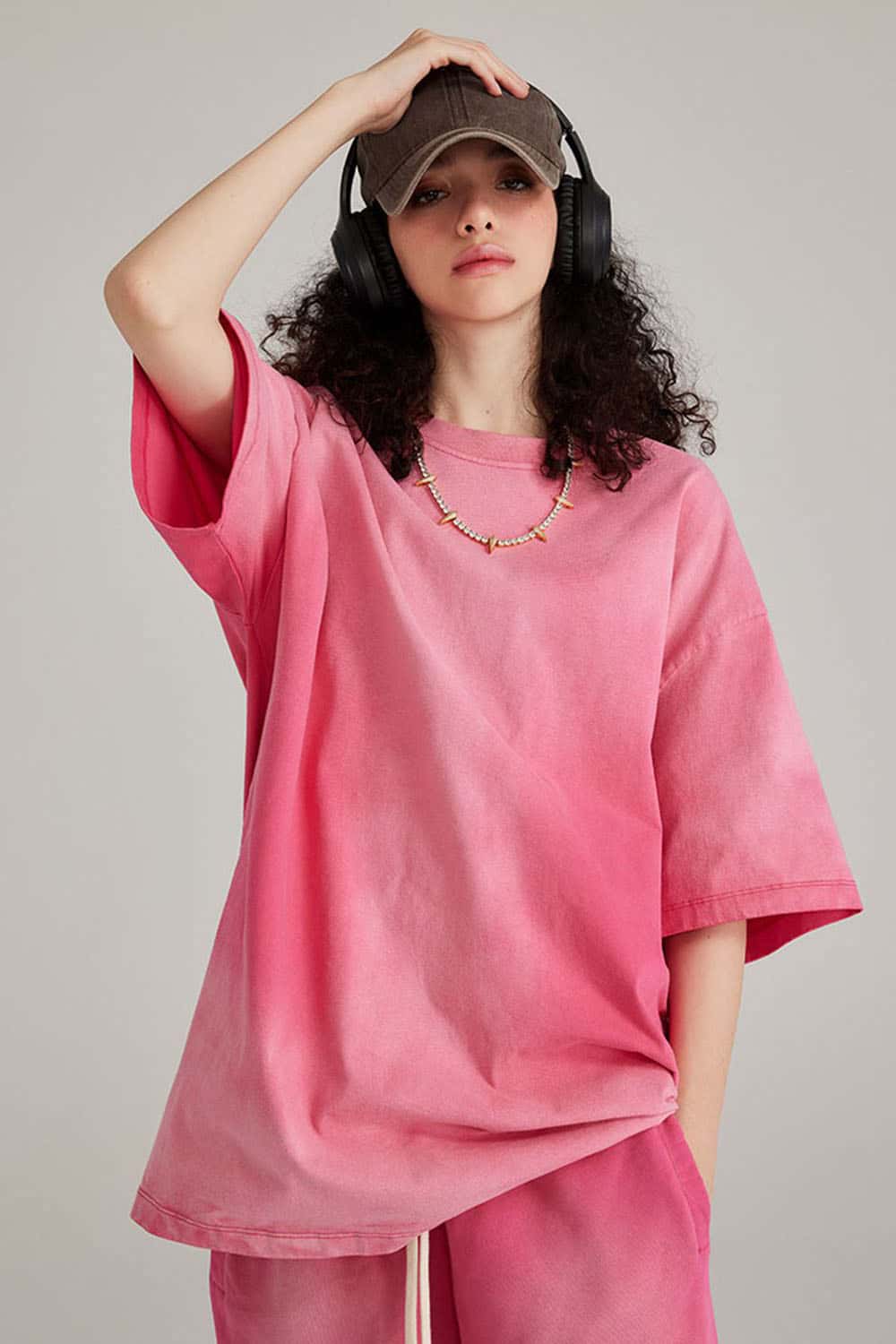 Washed Gradient Cotton Relaxed Drop-Shoulder T-Shirt in Rose Red - front modeled view