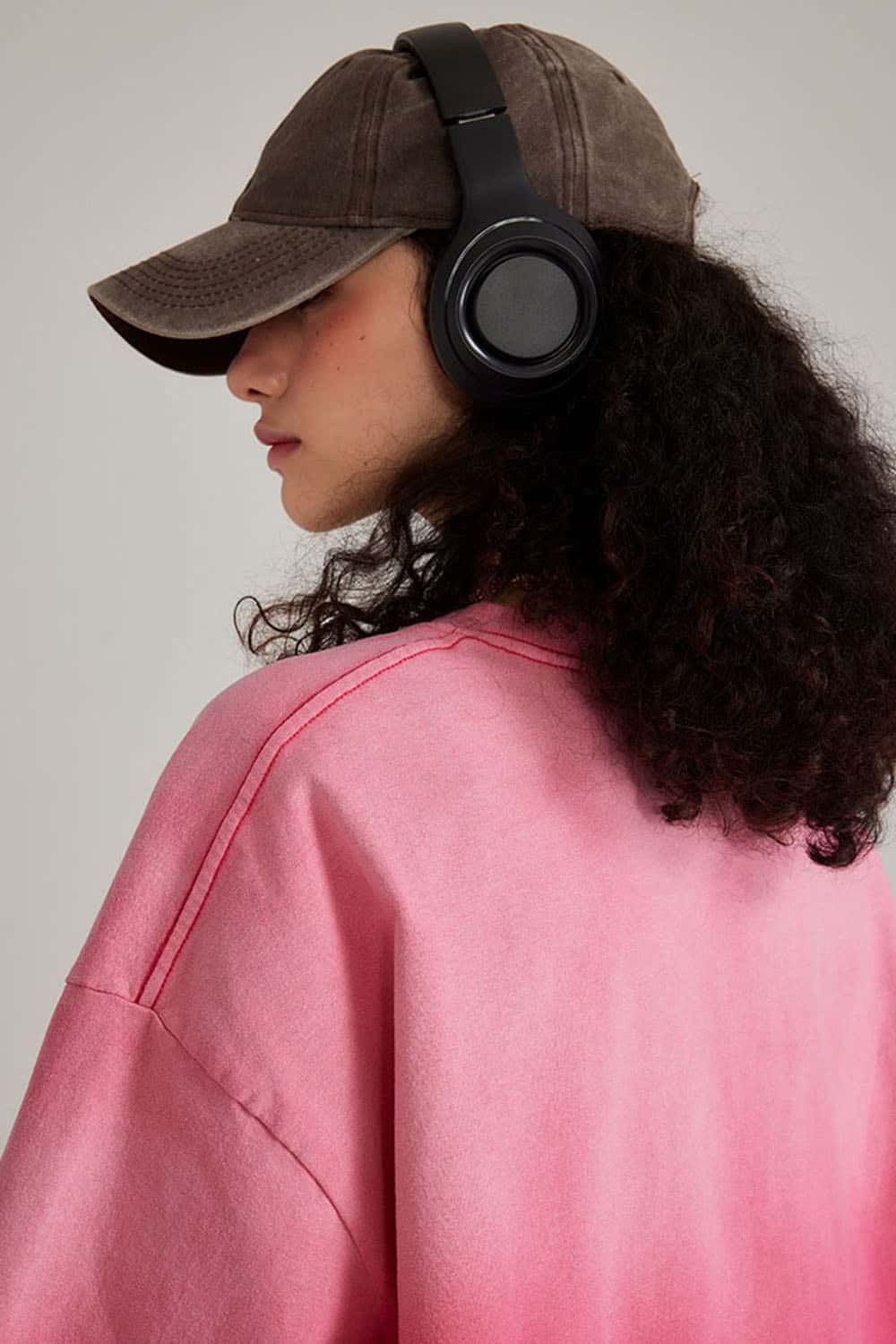 Washed Gradient Cotton Relaxed Drop-Shoulder T-Shirt in Rose Red - product detail close-up