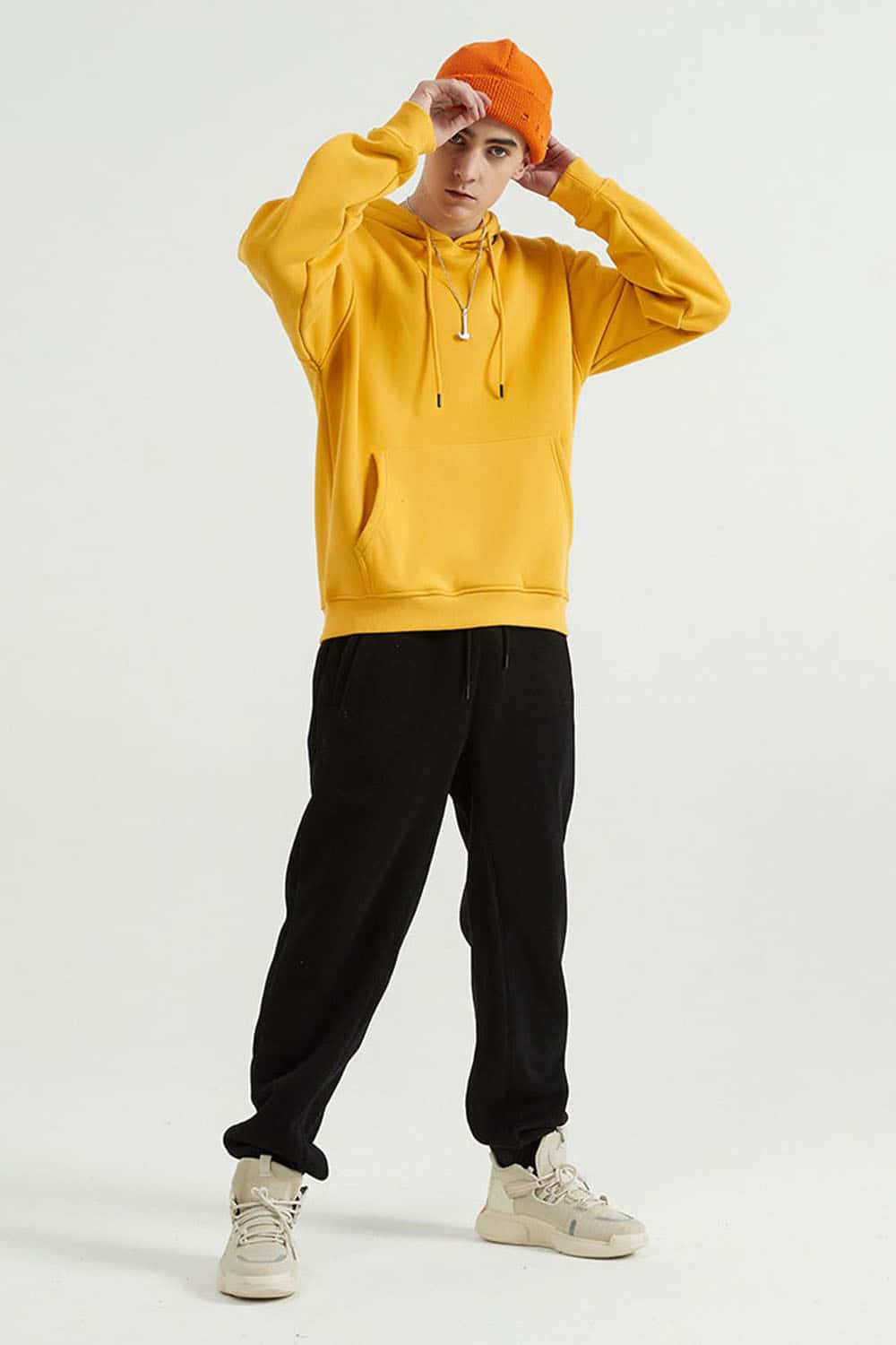 Fleece-Lined Solid Color Hoodie with Plush Hood - Cozy Casual Wear