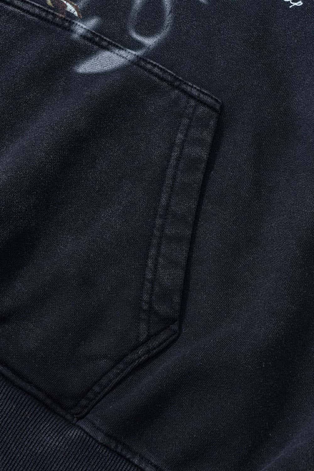 Heavyweight Washed Skateboarder-Graphic Cotton Pullover Hoodie in Fried Snowflakes - kangaroo pocket detail