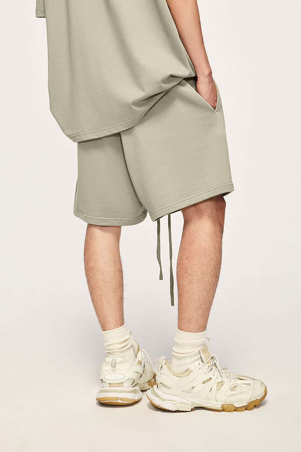Heavyweight Cotton Relaxed-Fit Drawstring Shorts in Sand - waistband detail