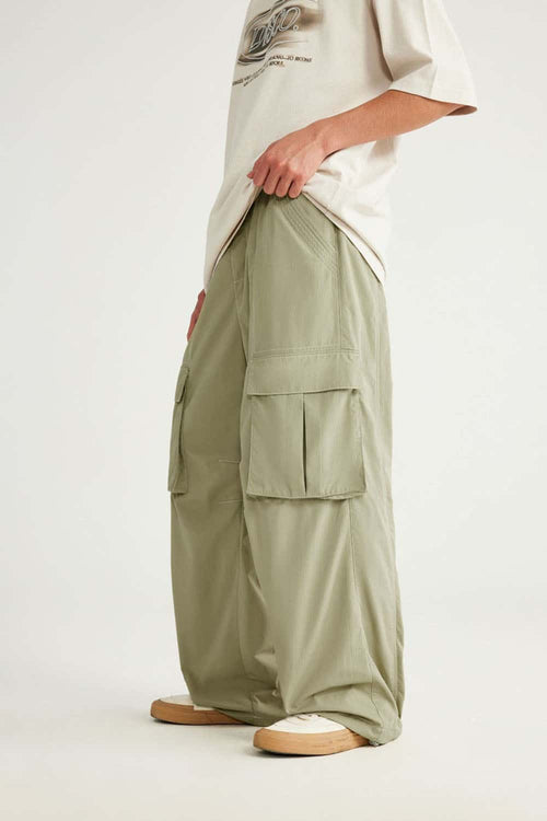 Waterproof Multi-Pocket Wide-Leg Cargo Pants in Grayish Green - pocket detail