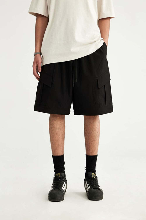 Convertible Multi-Pocket Cargo Pants in Black - waistband detail