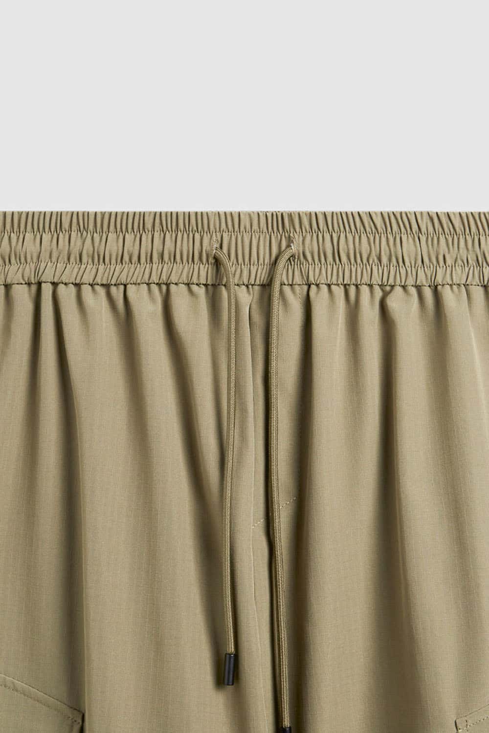 Convertible Multi-Pocket Cargo Pants in Khaki - waistband detail