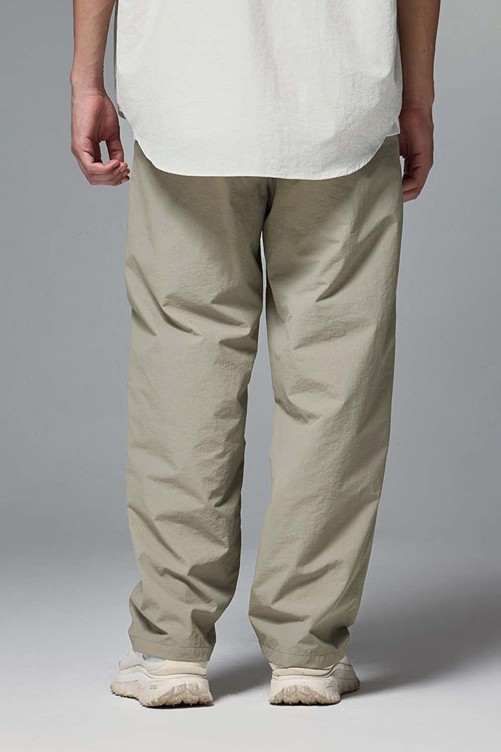 Abrasion-Resistant CORDURA Straight-Leg Cargo Pants in Trunk Brown - back modeled close-up