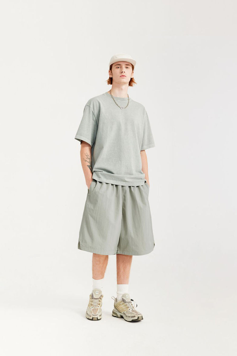 Moisture-Wicking Bermuda Shorts: Street Style Loose-Fit Shorts
