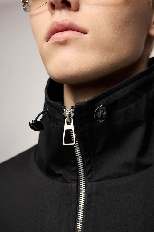 Two-Way Zip Drawcord Stand-Collar Utility Vest in Black - collar detail