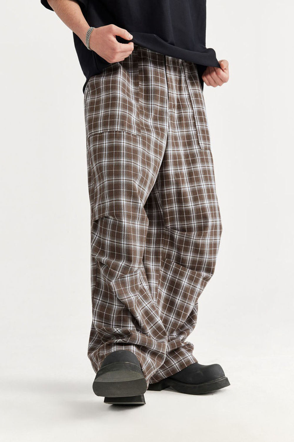 Men's Plaid Parachute Wide-Leg Cargo Pants