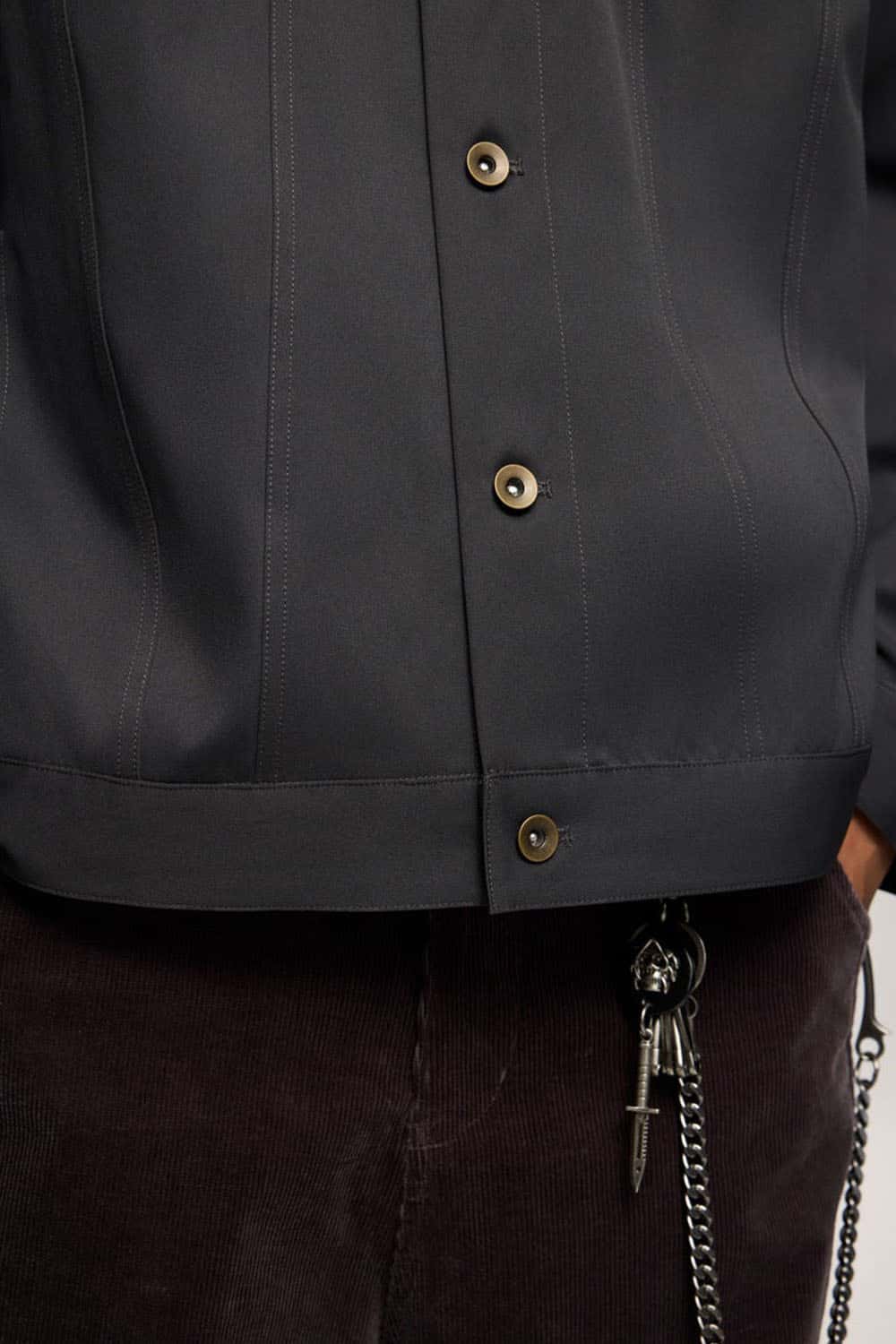 Corduroy-Collar Snap-Front Utility Jacket in Dark Gray - collar detail