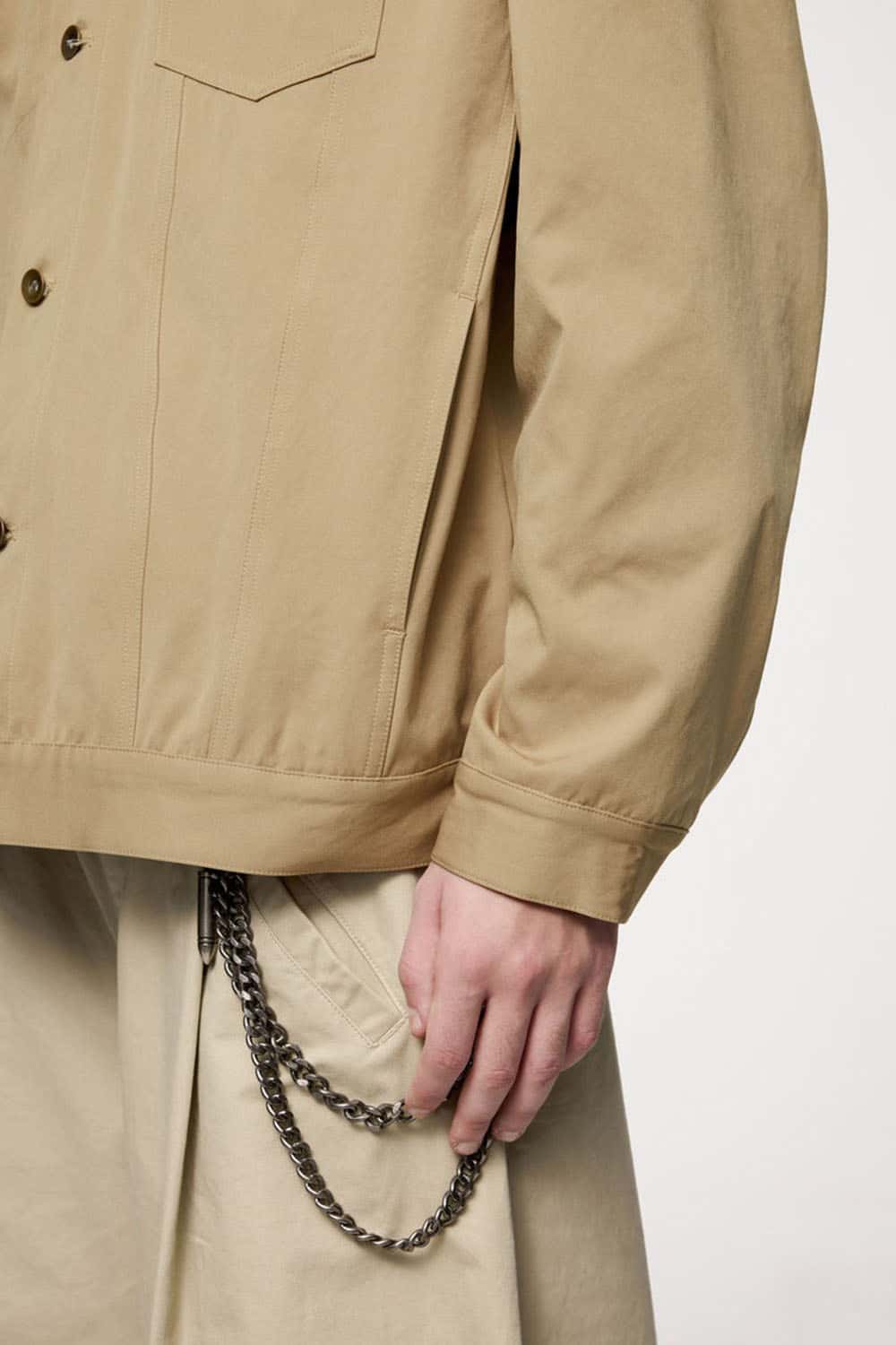 Corduroy-Collar Snap-Front Utility Jacket in Khaki - cuff and hem detail
