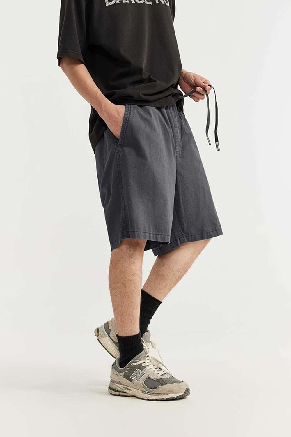 High-Colorfastness Washed Reversible Cotton Shorts in Rock Gray - waistband detail