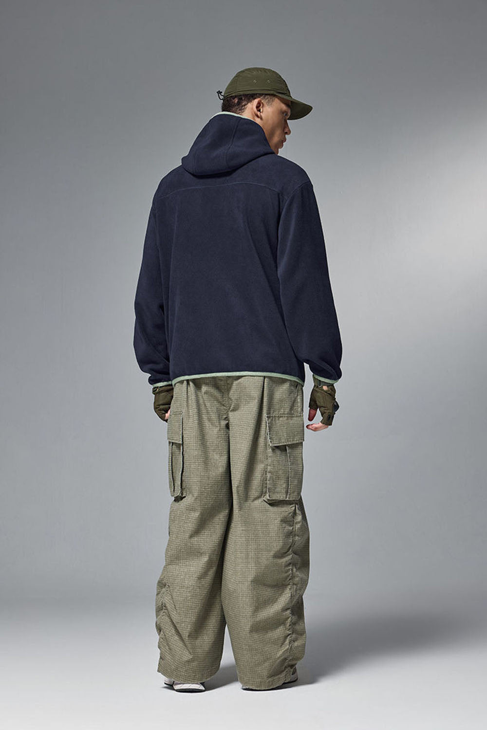 Color-Block Fleece Windproof Jacket with Stand Collar and Hood