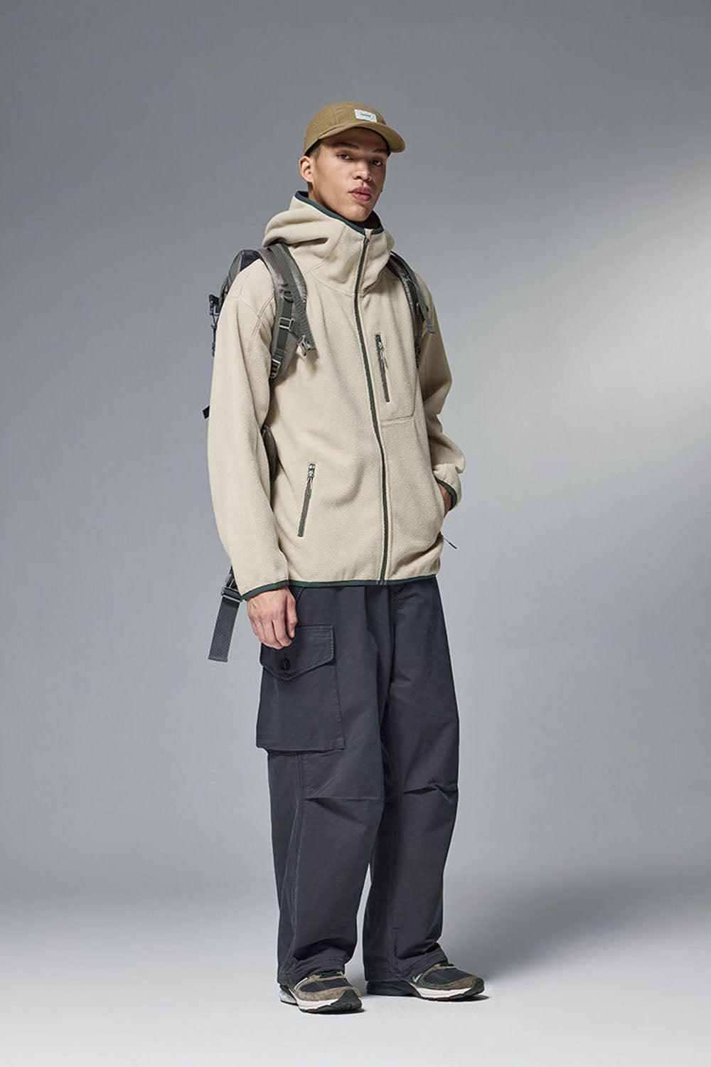 Color-Block Fleece Windproof Jacket with Stand Collar and Hood