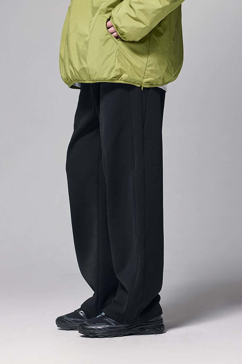 4-Way Stretch Thermal-Fleece Straight-Leg Sweatpants in Black - three-quarter front modeled view