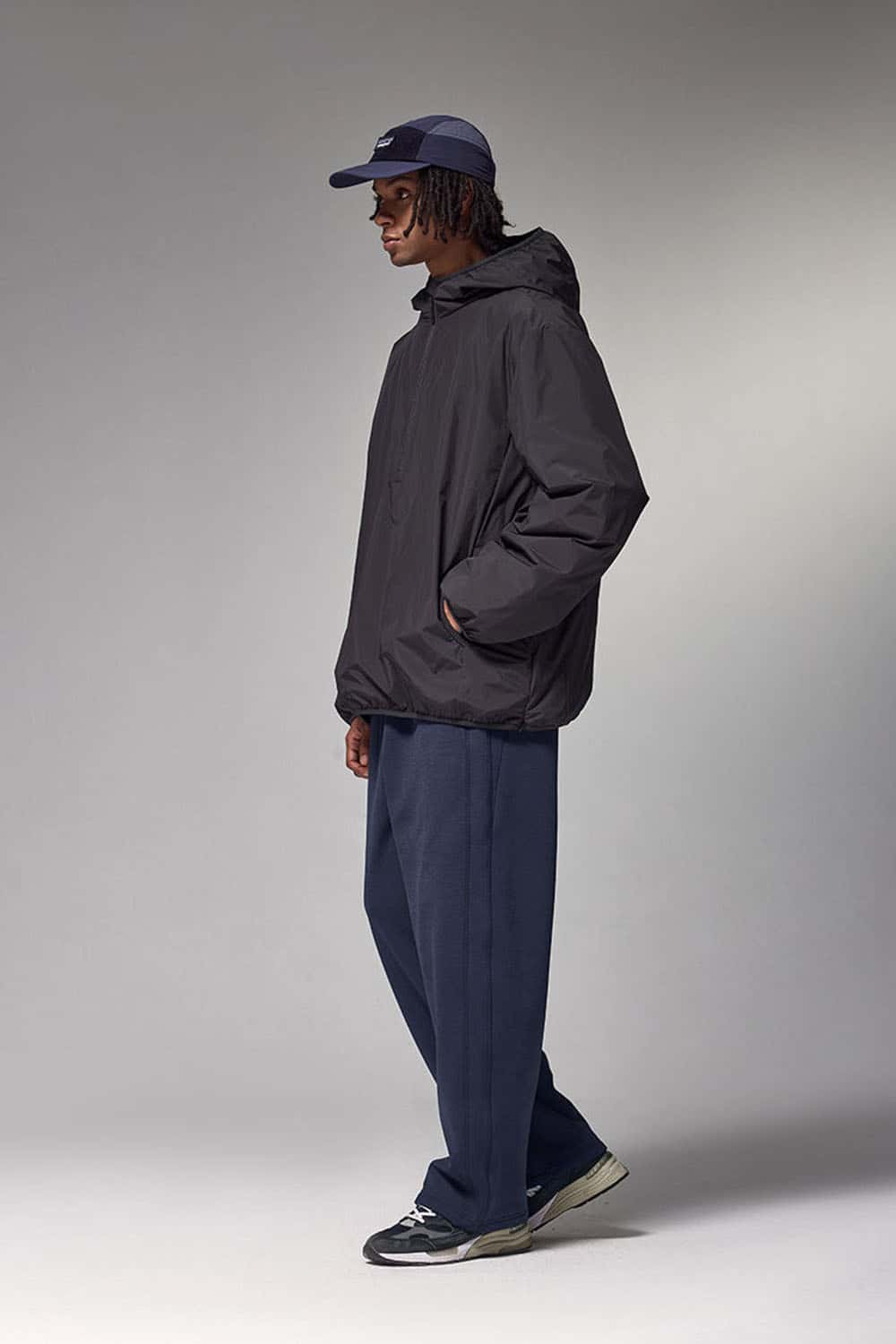 4-Way Stretch Thermal-Fleece Straight-Leg Sweatpants in Eclipse Blue - three-quarter front modeled view