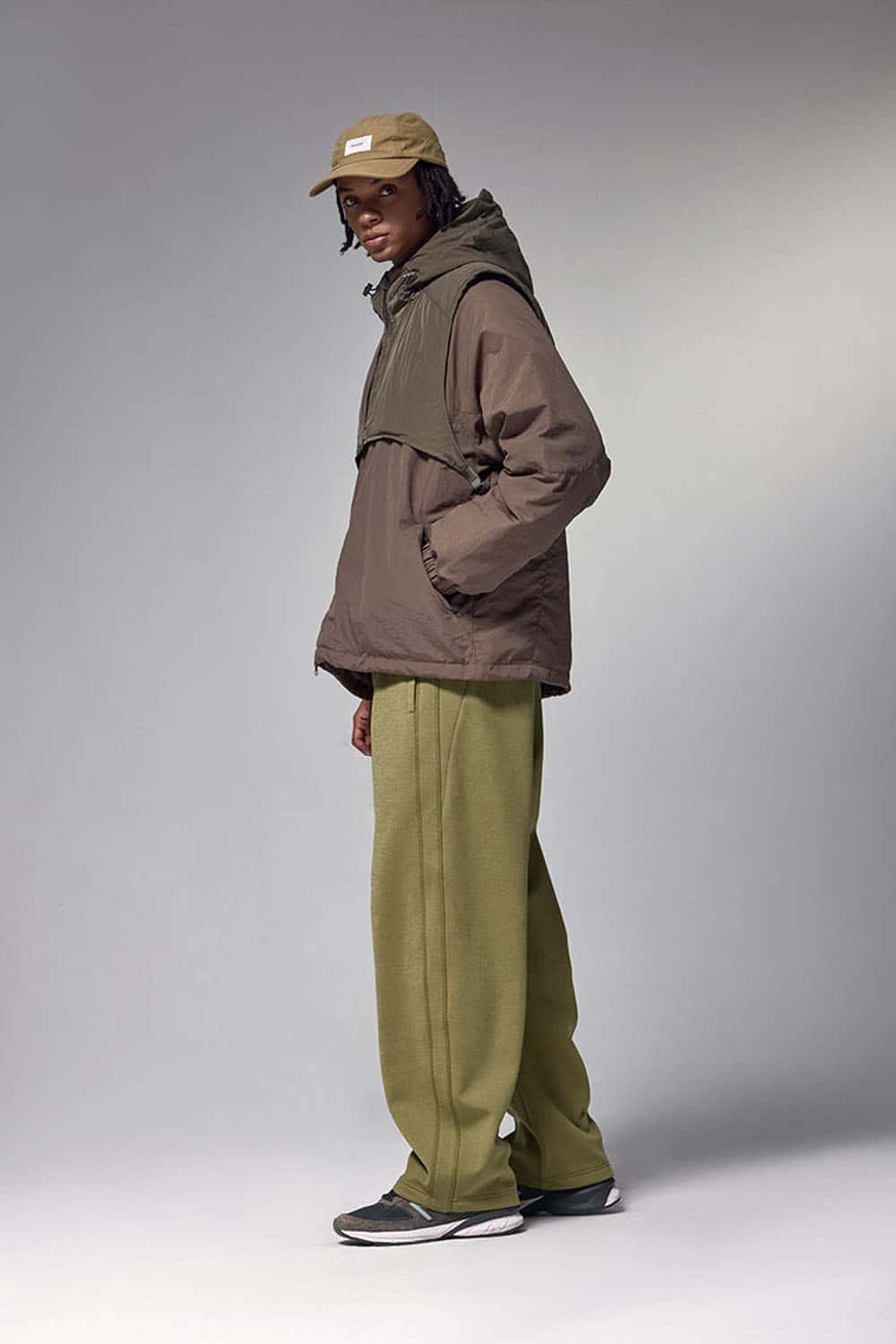 4-Way Stretch Thermal-Fleece Straight-Leg Sweatpants in Mud Green - three-quarter front modeled view