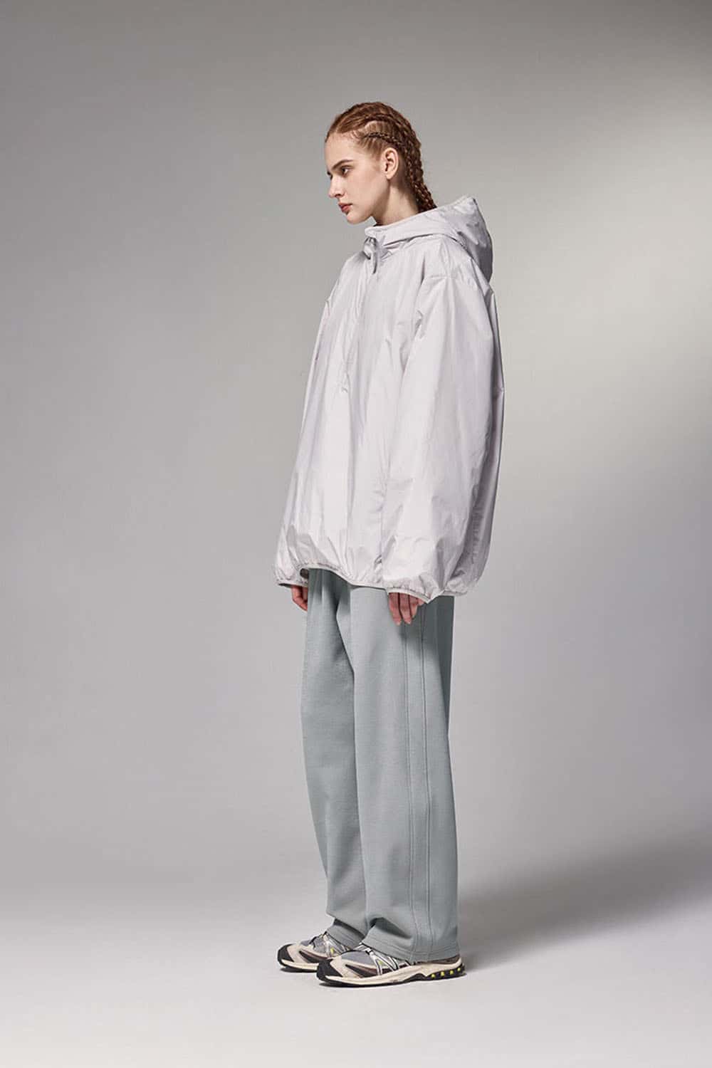 4-Way Stretch Thermal-Fleece Straight-Leg Sweatpants in Stone Gray - three-quarter front modeled view