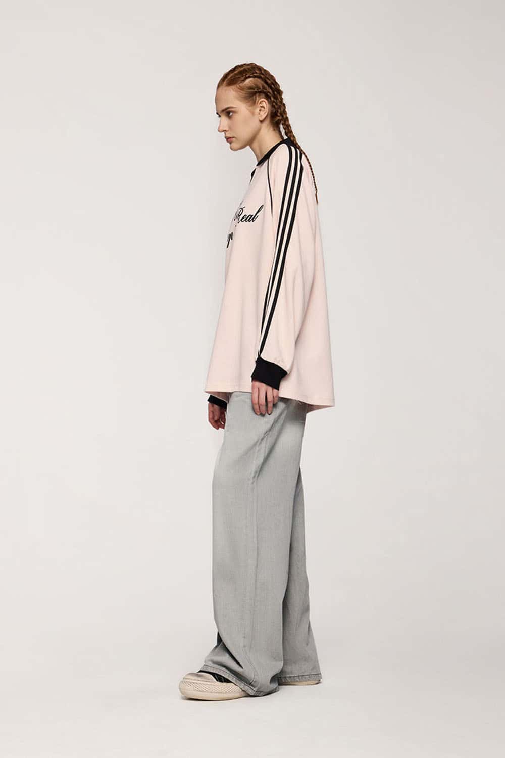 Washed Five-Pocket Wide Straight-Leg Denim Pants in Light Gray - product detail close-up