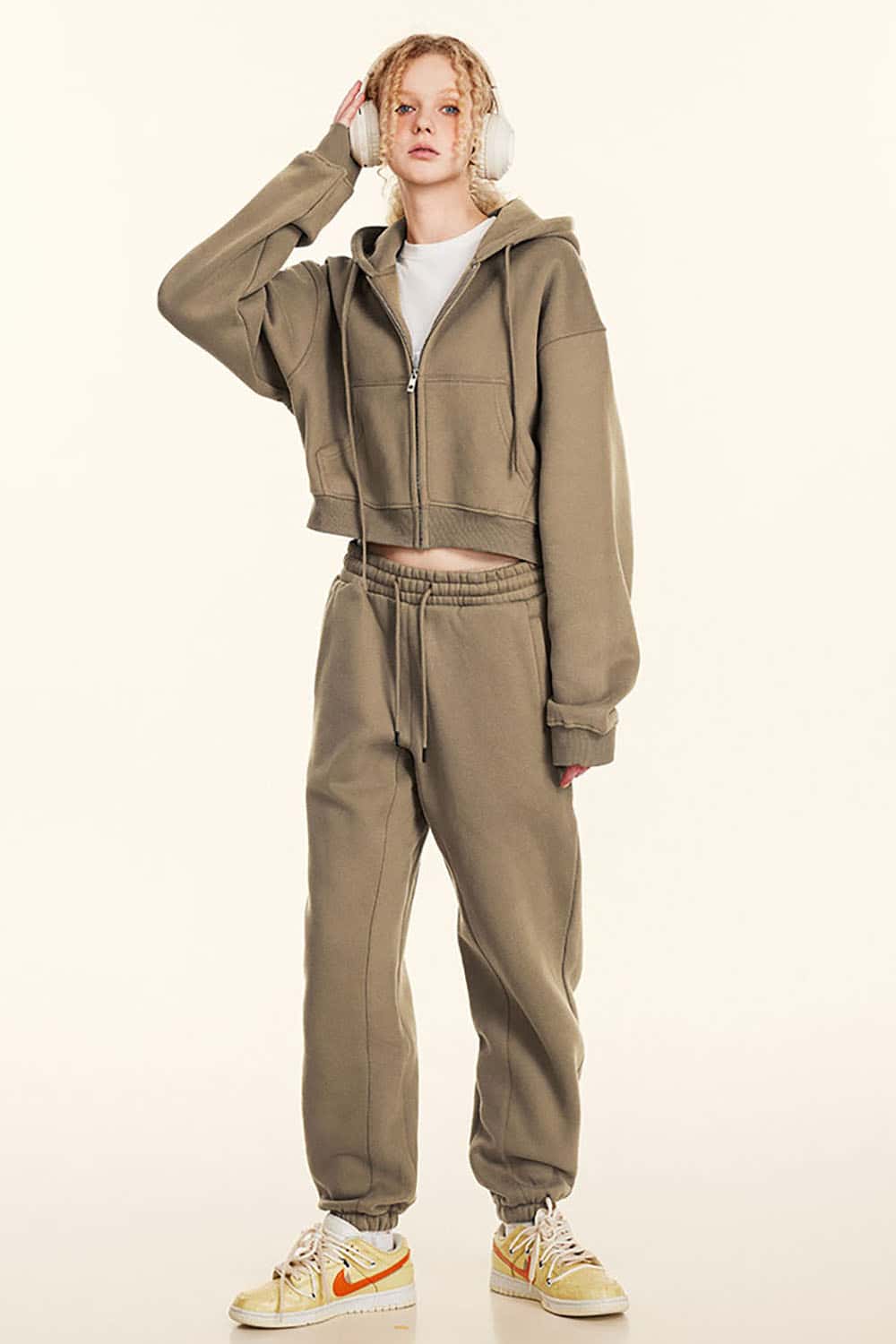 Relaxed Cropped Zip Hoodie - Brown