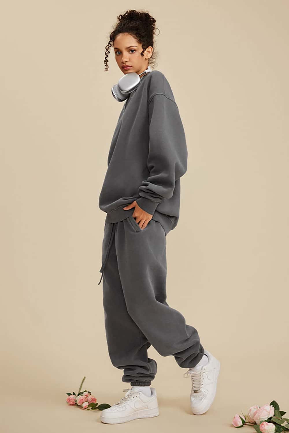 Washed Fleece-Lined Semi-High Neck Streetwear Sweatshirt