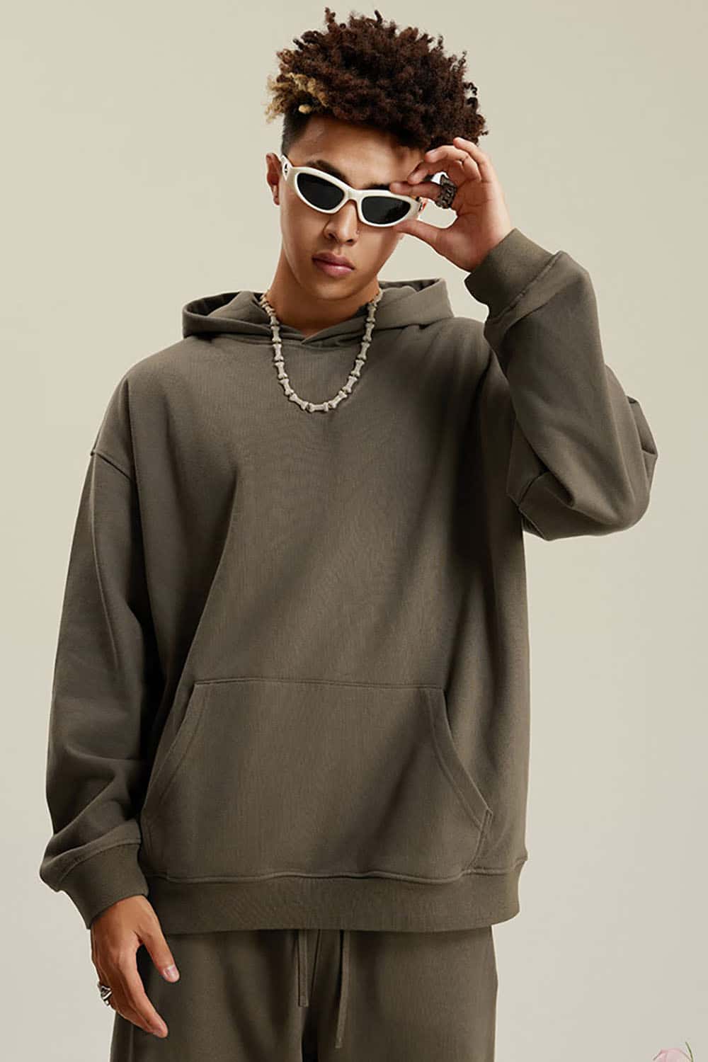 Heavyweight Solid Color Fleece-Lined Hoodie
