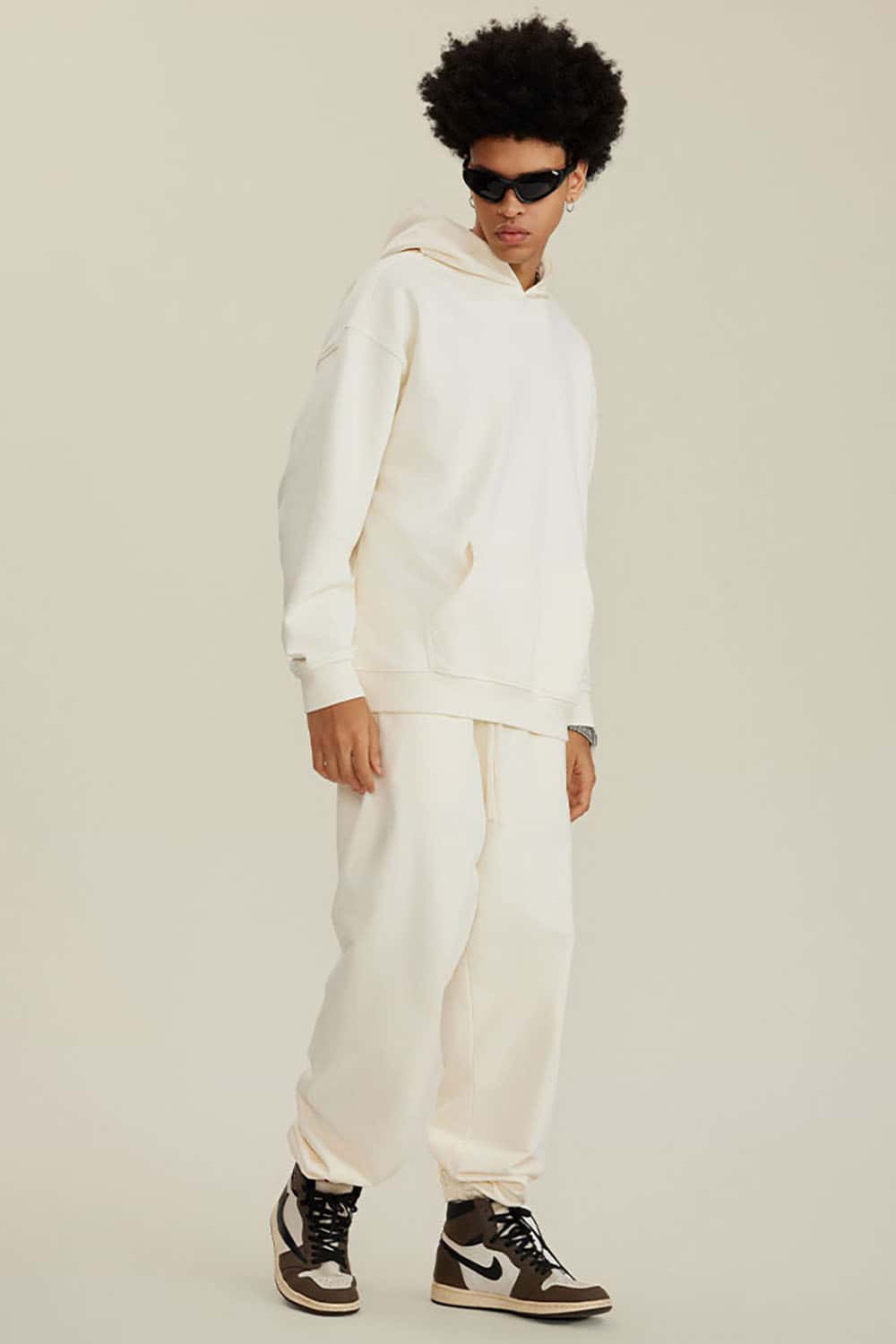 Heavyweight Solid Color Fleece-Lined Hoodie