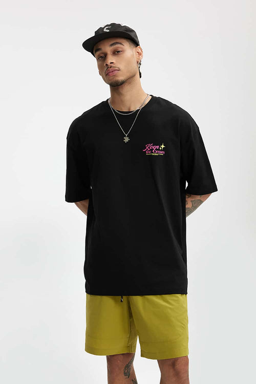 Vintage Graphic Streetwear Tee - Black