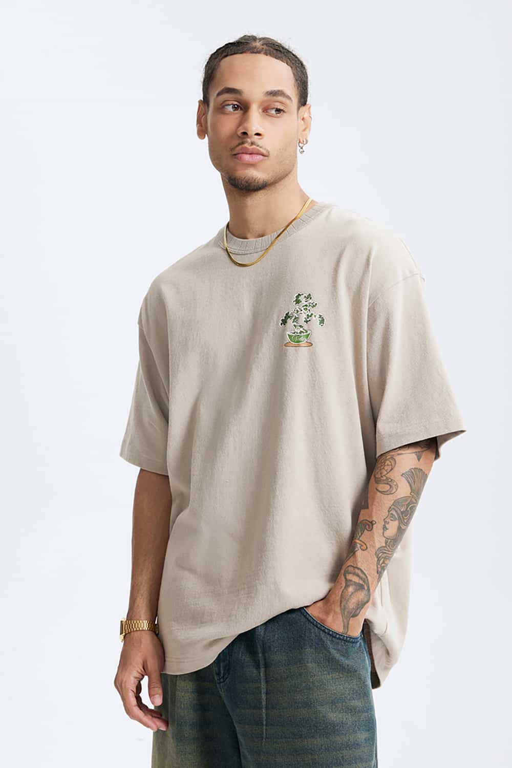 #Color_Khaki