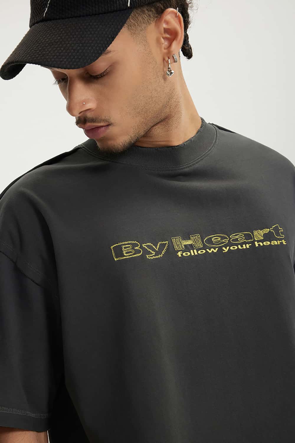 260G Distressed Wash Embroidered Vintage Heavyweight T-Shirt