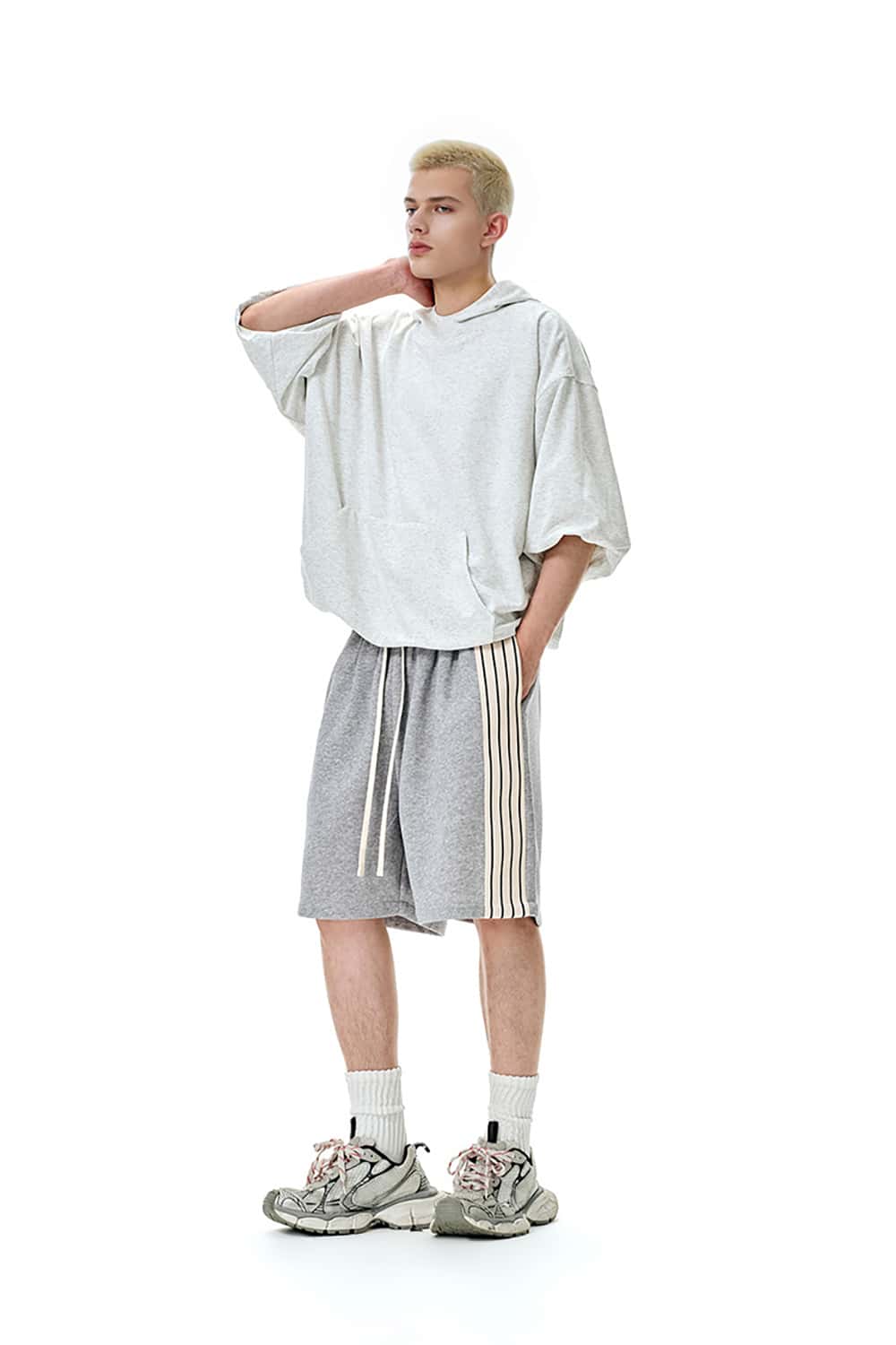 Casual Contrast Stripe Athletic Shorts - Mid-Length